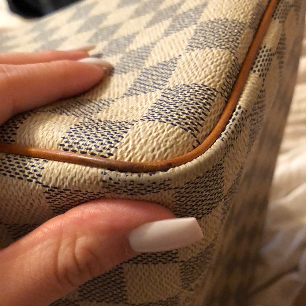SOLD Authentic Louis Vuitton Speedy 30 - Picture 6 of 6